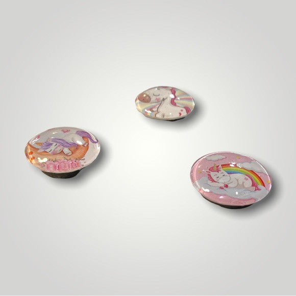 Set of 3 Unicorns Cabachon Magnets 1” Gift 🎁 𝑯𝒂𝒏𝒅𝒎𝒂𝒅𝒆 - Picture 14 of 15